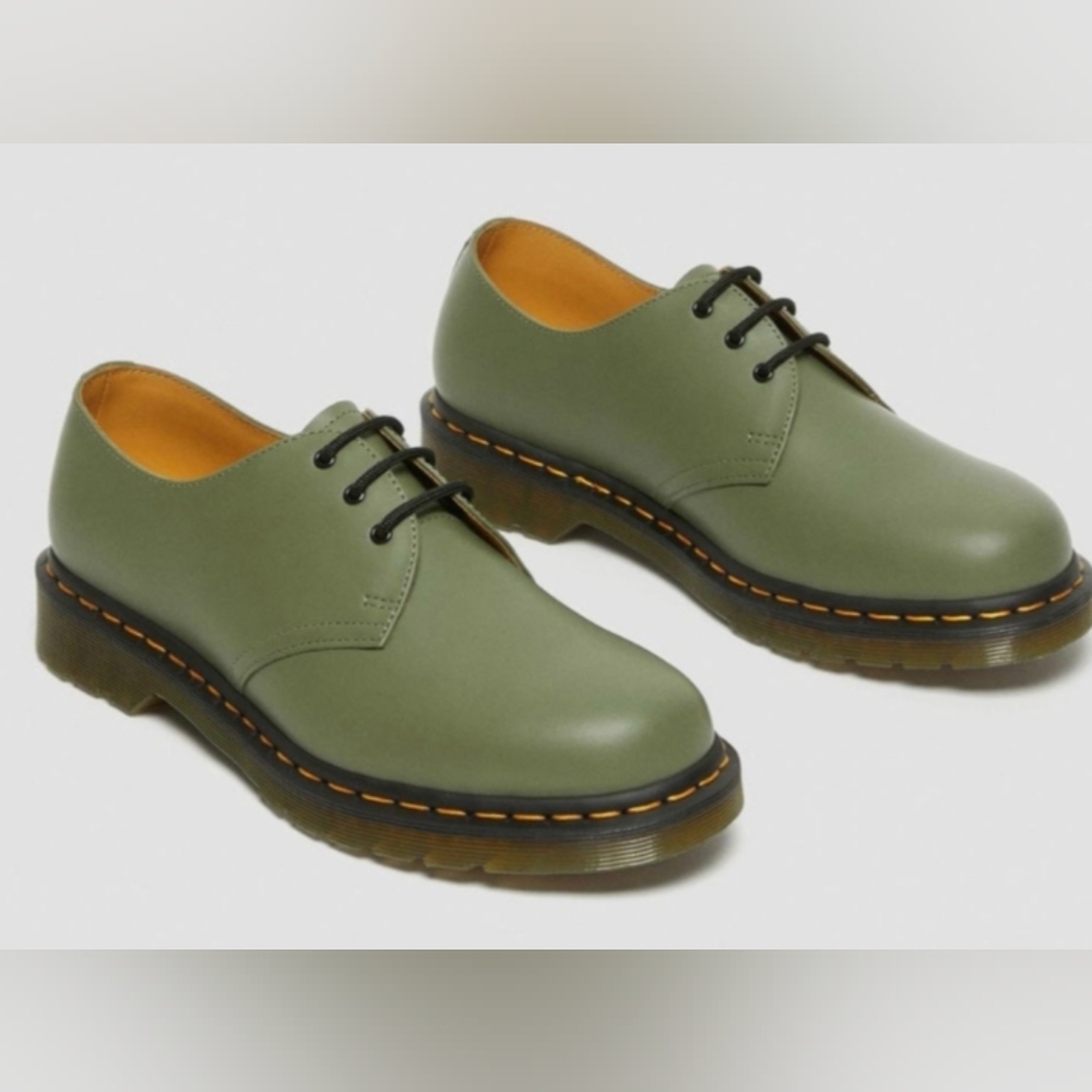 Dr Martens 8 Wide Boots Leather Oxfords 1461 NWT